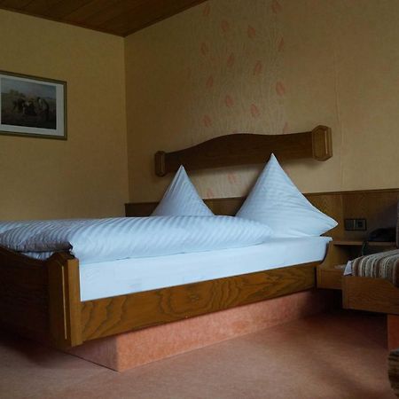 Cafe Best Gaestezimmer Bullau Экстерьер фото